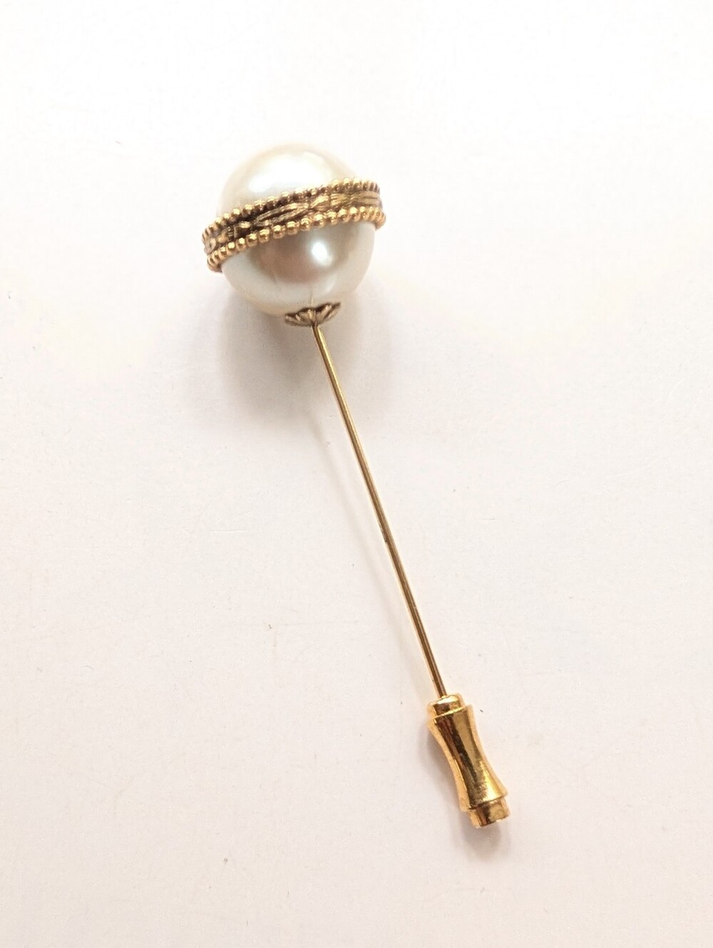 Vintage Estate Victorian Style Gold Tone Faux Pearl Regal Hat Stick Pin